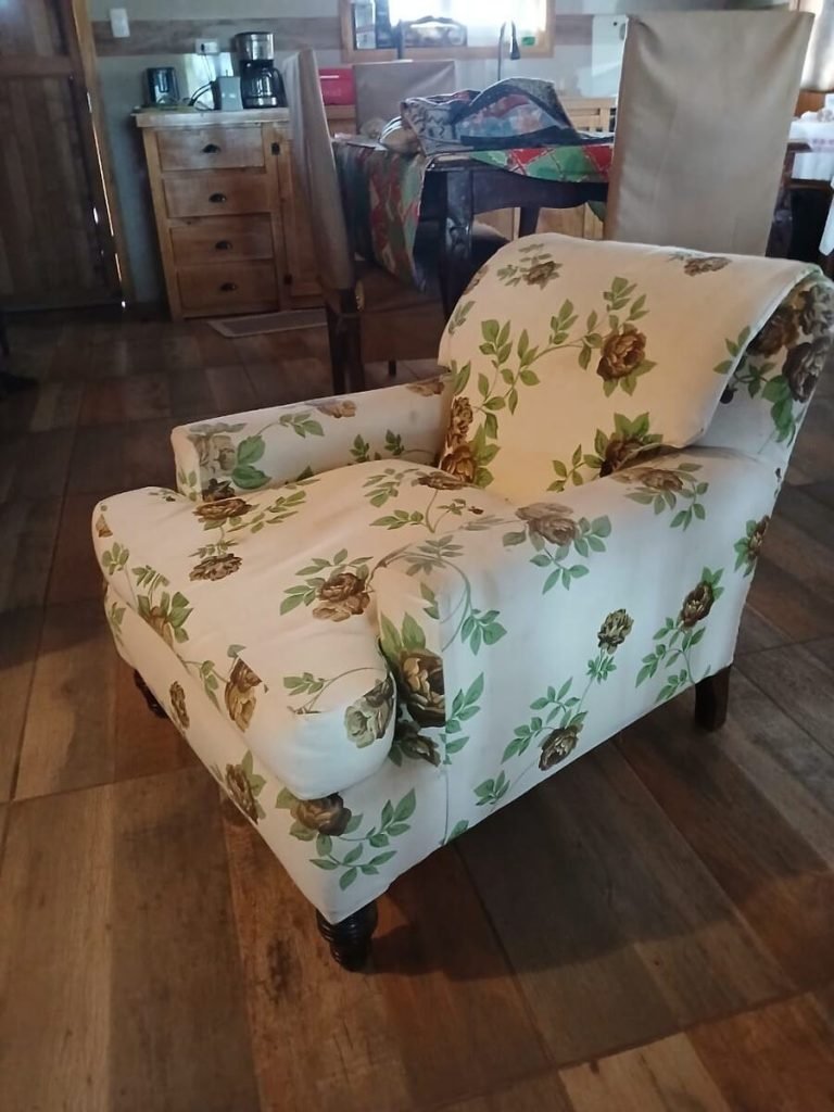 Sillón floral vintage